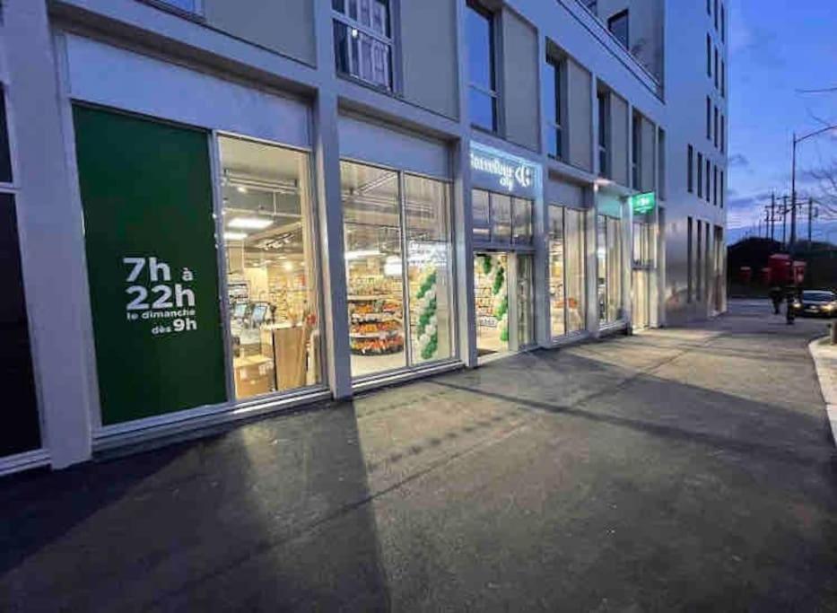 Quai Sud - Gare, 100 M2, Parking, Wifi, Superette, Lave Linge Leilighet Angers Eksteriør bilde